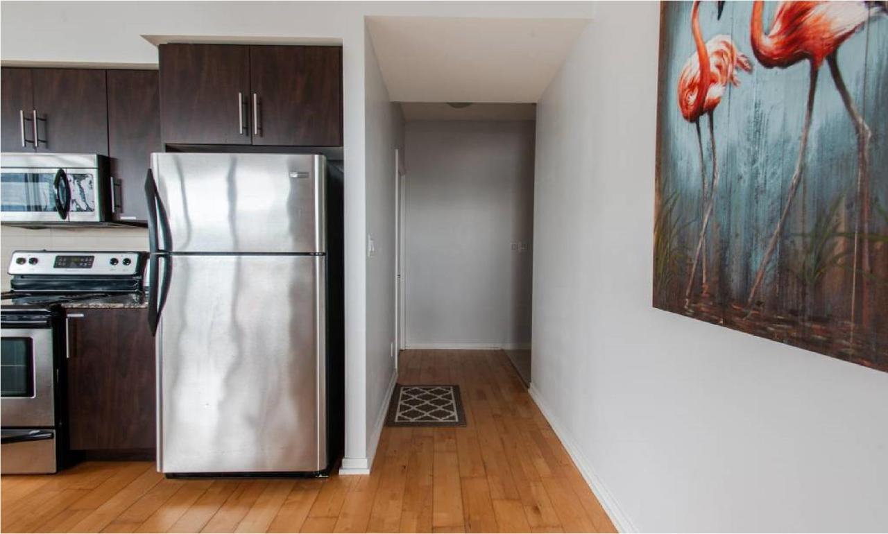 Toronto Downtown Core Two Bedroom Condo With Cn Tower View, Free Parking Екстериор снимка